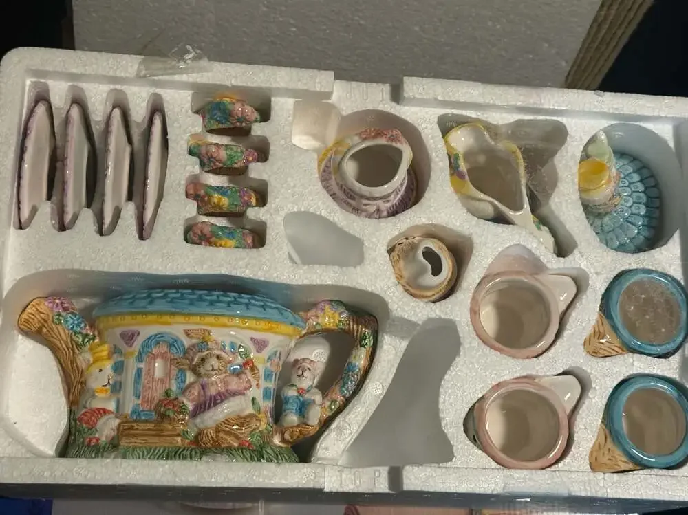 Vintage15-Piece Children's Bunny Tea Set Ceramic Hand-Painted Mercuries
